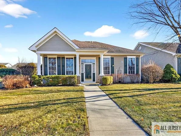 7 Liedtke Dr, Cranbury, NJ 08512