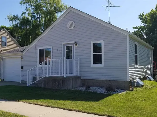 816 Burleigh St, Yankton, SD 57078