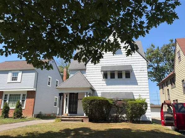 3626 Lindholm Rd, Shaker Heights, OH 44120