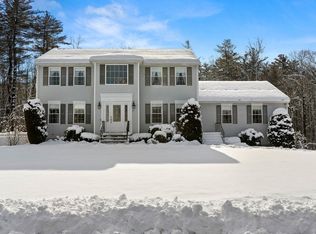 17 Noyes Ln, Merrimac, MA 01860