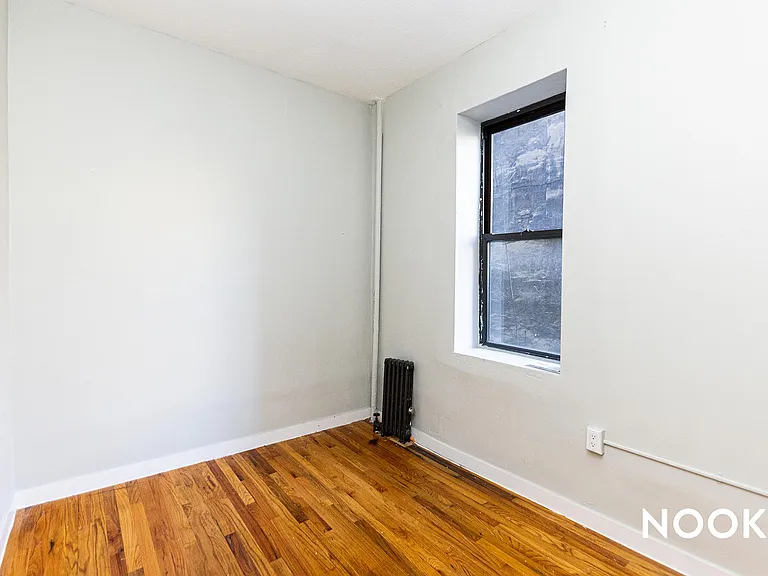 383 S 3rd St #7 — Photo 5