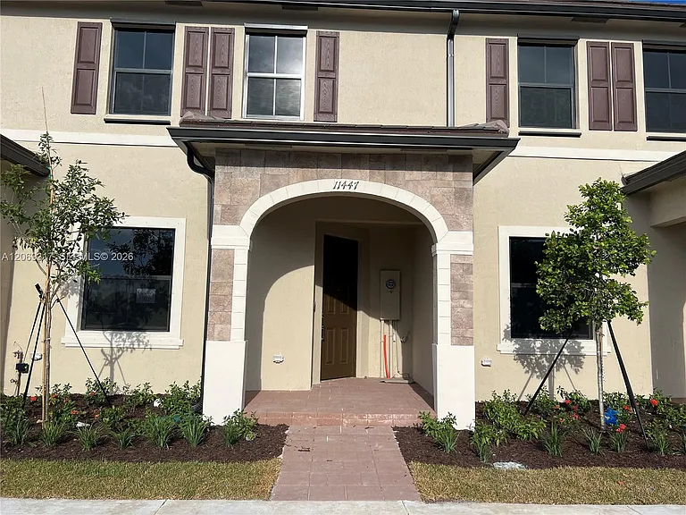 11447 W 34th Ct — Photo 3