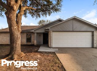 2917 Green Ridge St, Fort Worth, TX 76133