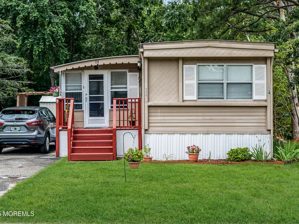 114 Redwood Drive, Barnegat, NJ 08005