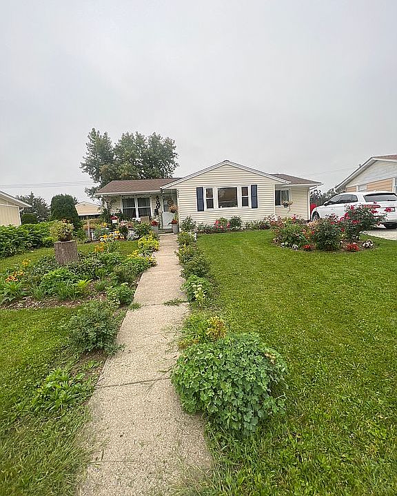 1st image of 307 Amarillo Dr