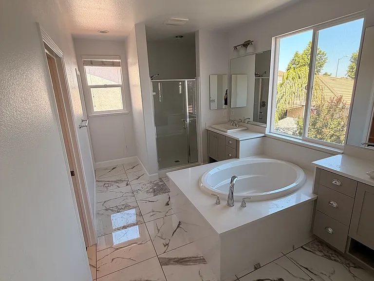 1600 Ranch Ln — Photo 5