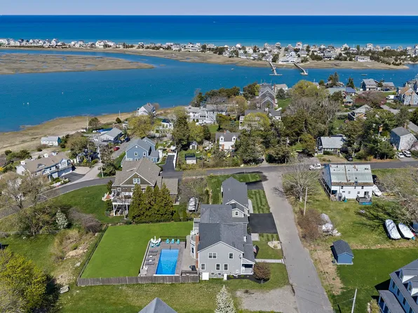 19 Pauline Rd, Marshfield, MA 02050