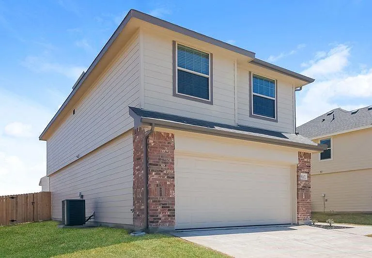 8317 Camellia Tree Ct #8317 — Photo 6