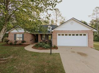 245 Mystic Pines Dr, Thomasville, GA 31757