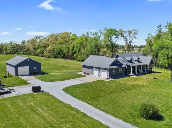 12248 N 950 W, Demotte, IN 46310