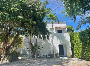 3421 SW 25th St #1, Miami, FL 33133