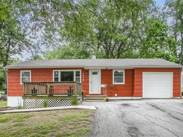 10107 E 31st St S, Independence, MO 64052
