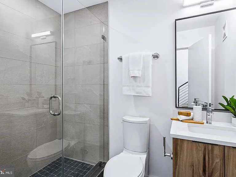 3817 Georgia Ave NW #6 — Photo 36