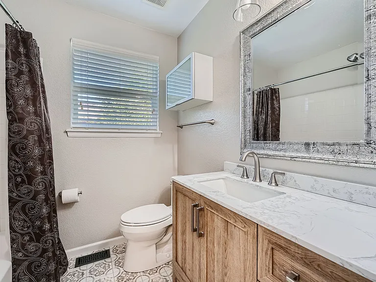 4466 Hunterwood Dr — Photo 15