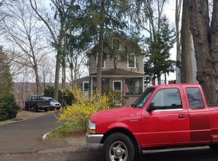 23 Knickerbocker Ave, Stamford, CT 06907