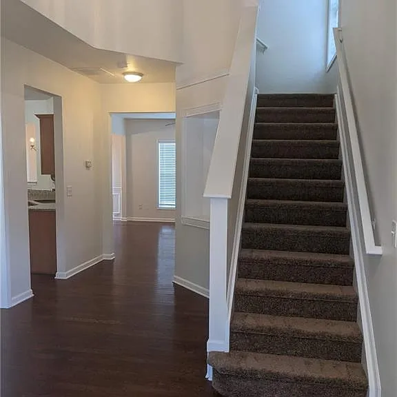 5615 Crestwick Way — Photo 7