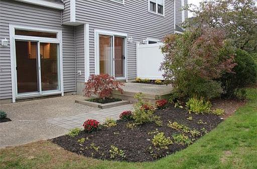 4th image of 20 Southcliff Dr
