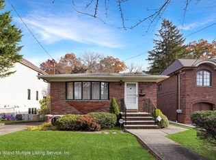 447 Vernon Ave, Staten Island, NY 10309