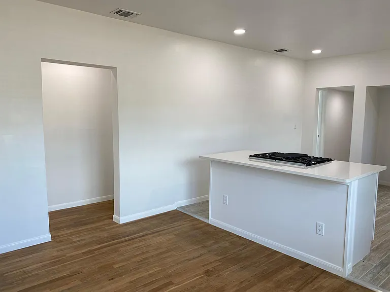 202 McCauley Blvd — Photo 17