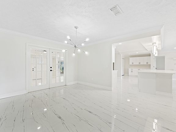 5th image of 4800 MYRTLE Drive