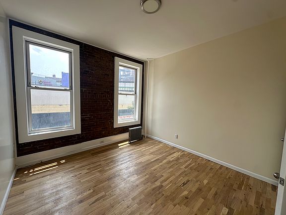 5th image of 789 Flushing Ave #2B