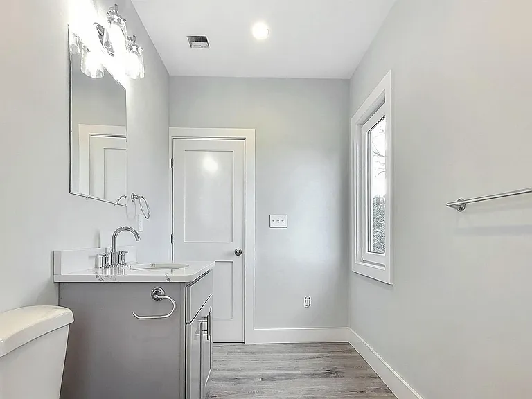 3-86 Afayston St #3 — Photo 9
