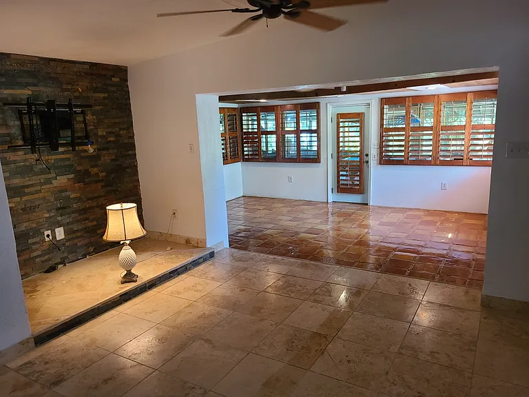 603 Edgewater Dr — Photo 4
