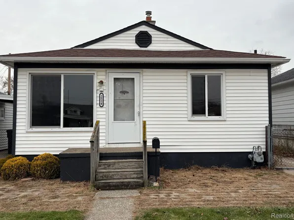 2524 Emogene St, Melvindale, MI 48122