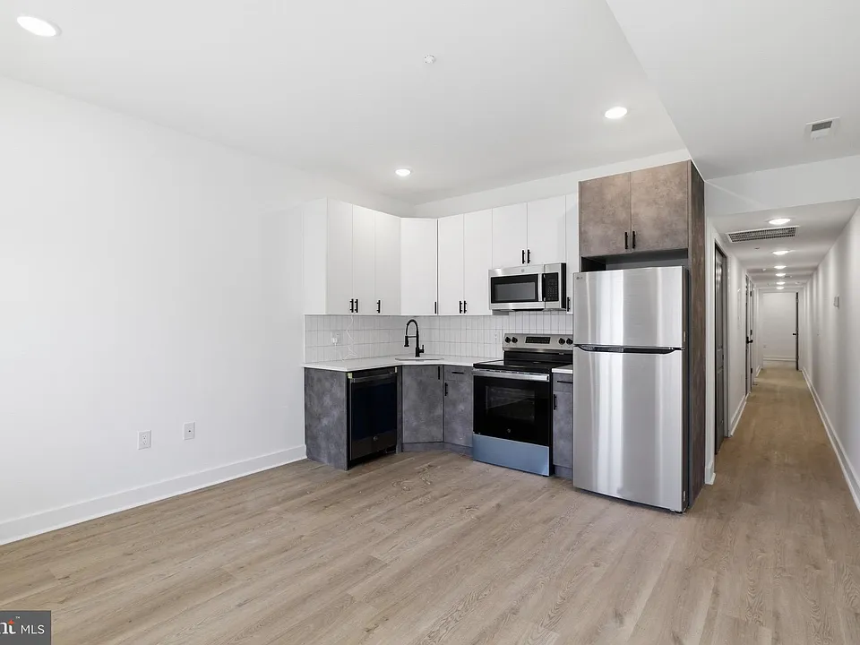 630 W Cumberland St #2