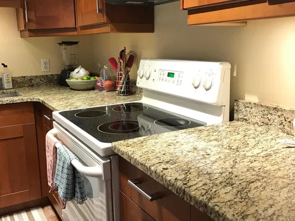 3359 S Wakefield St APT A1, Arlington, VA 22206