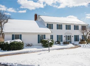 4846 Meadow Ln, Macungie, PA 18062