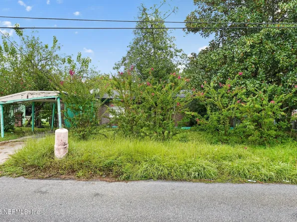 4915 CHIVALRY Drive, Jacksonville, FL 32208