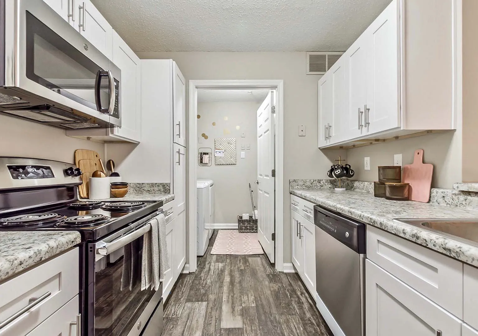 Azalea Ridge Apartments — Photo 2