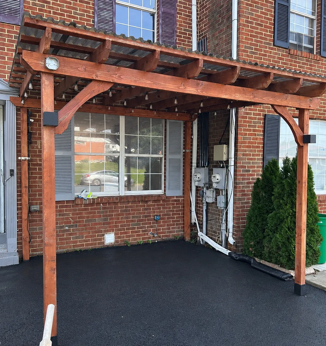 3 bed, 1.5 bath, 1152 sqft, $1,850 — Photo 2