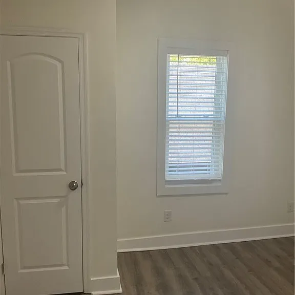 722 Waters Ave #B — Photo 12