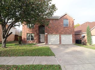 821 Green Pond Dr, Garland, TX 75040