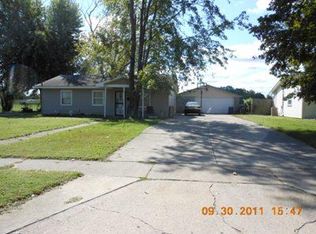 5904 Halma Dr, Louisville, KY 40272