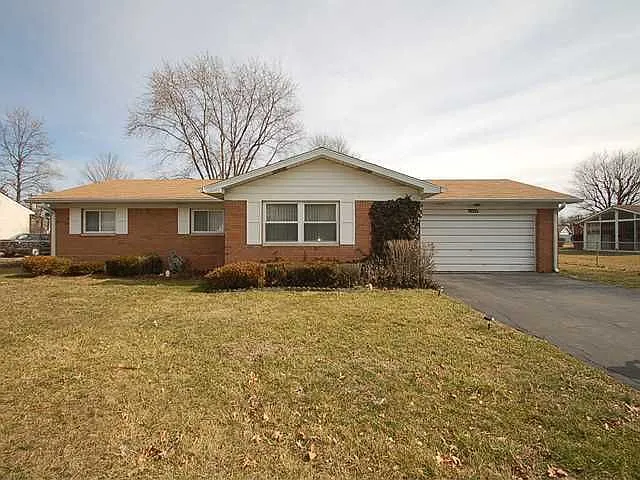 6449 Scenic Ct photo 1
