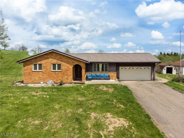 796 County Road 20, Dillonvale, OH 43917
