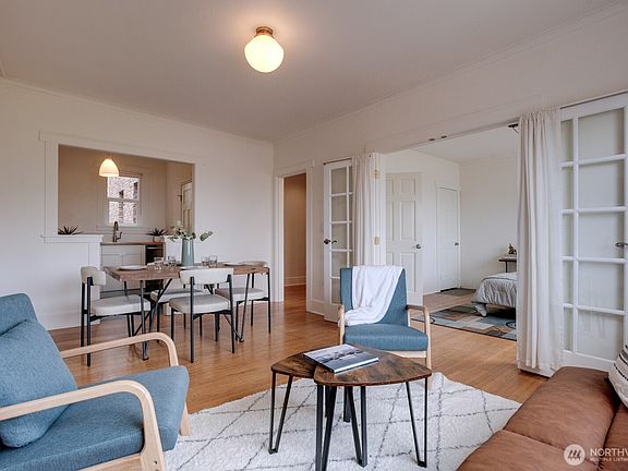 5th image of 214 Summit Avenue E #402