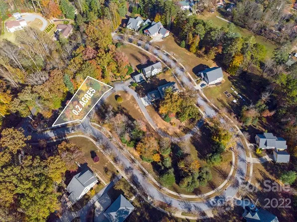 32 Cadence Cir, Brevard, NC 28712