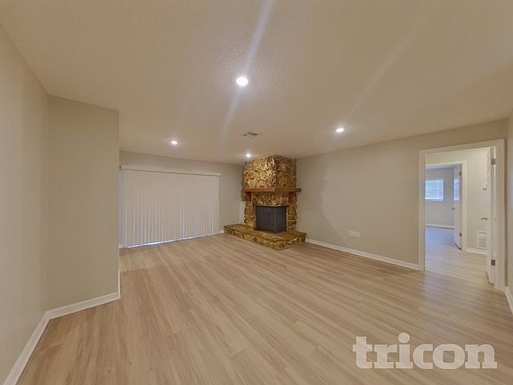2nd image of 3501 Calgary Ln