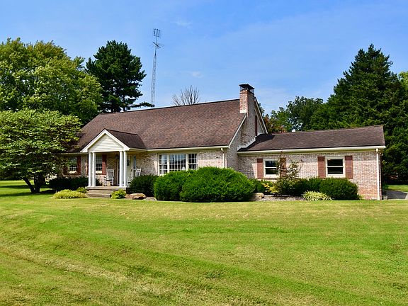 2nd image of 6977 Boyer Rd