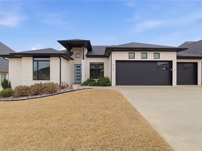 8004 W Dorchester St, Rogers, AR, 72758