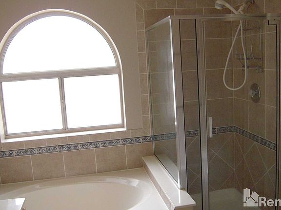 3rd image of 4637 W Laredo St