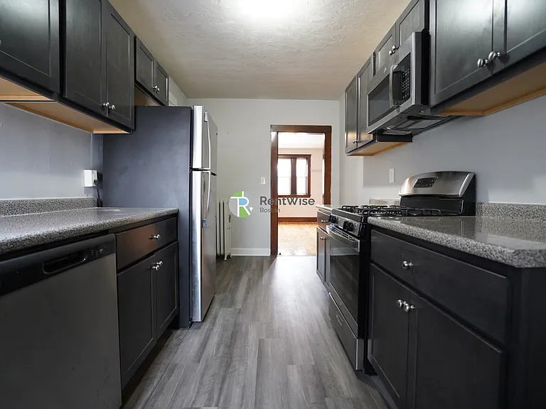 88 Cypress St #3 — Photo 17