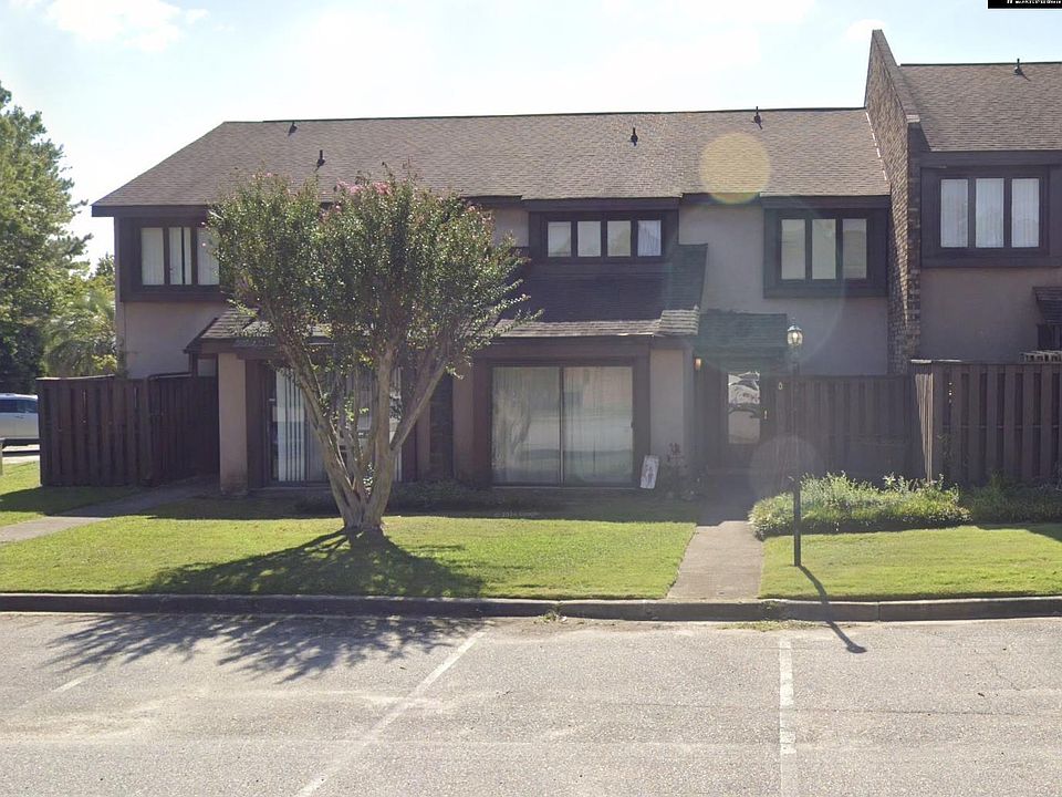 2nd image of 102 Lionsgate Dr