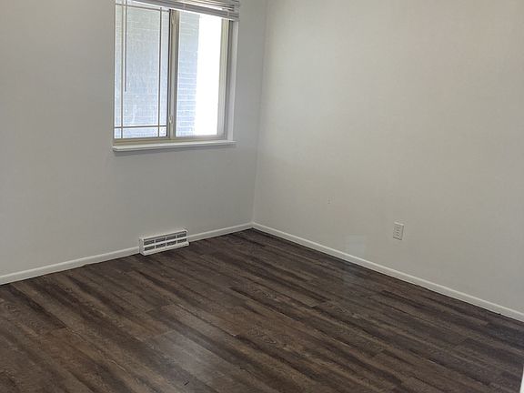 4th image of 111-10804 Oasis Ct
