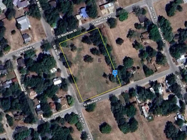 218 De Witt St, Gonzales, TX 78629