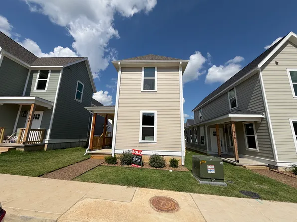 970 S Laramie Hts, Fayetteville, AR 72704